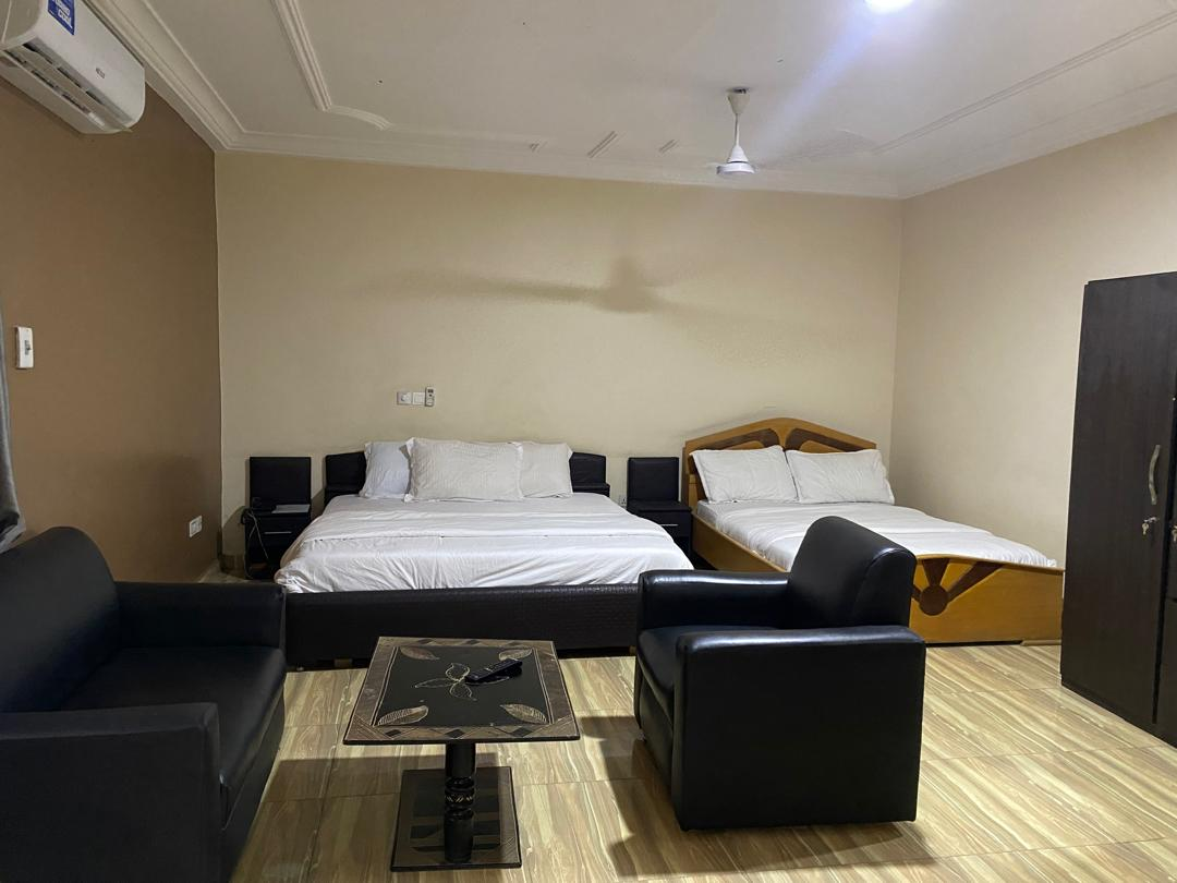 Twin-bed family room at the Medie branch